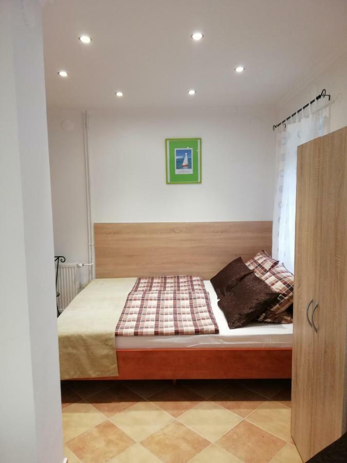 Zoe Apartman Siofok Luaran gambar