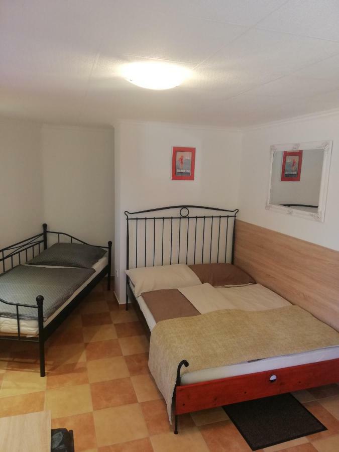 Zoe Apartman Siofok Luaran gambar